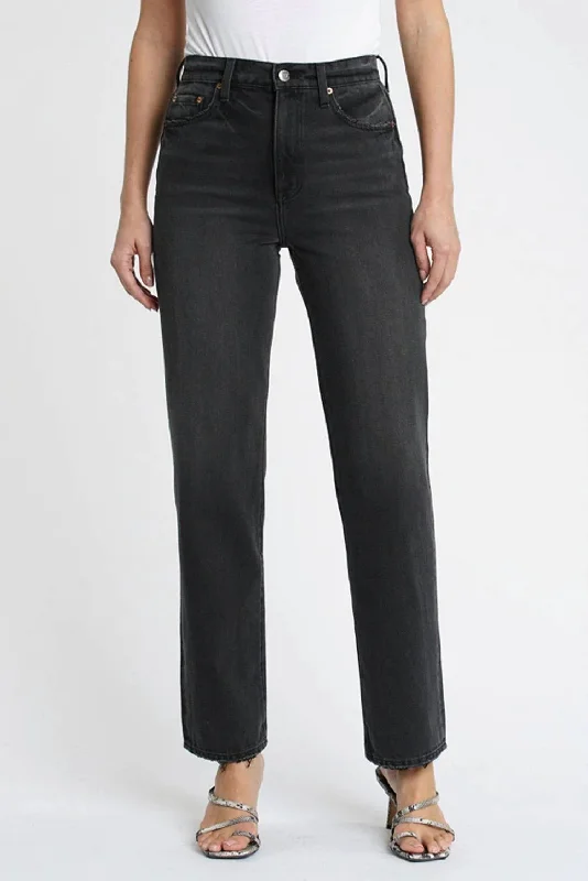 Cassie Super High Rise Straight Jeans In Retrograde