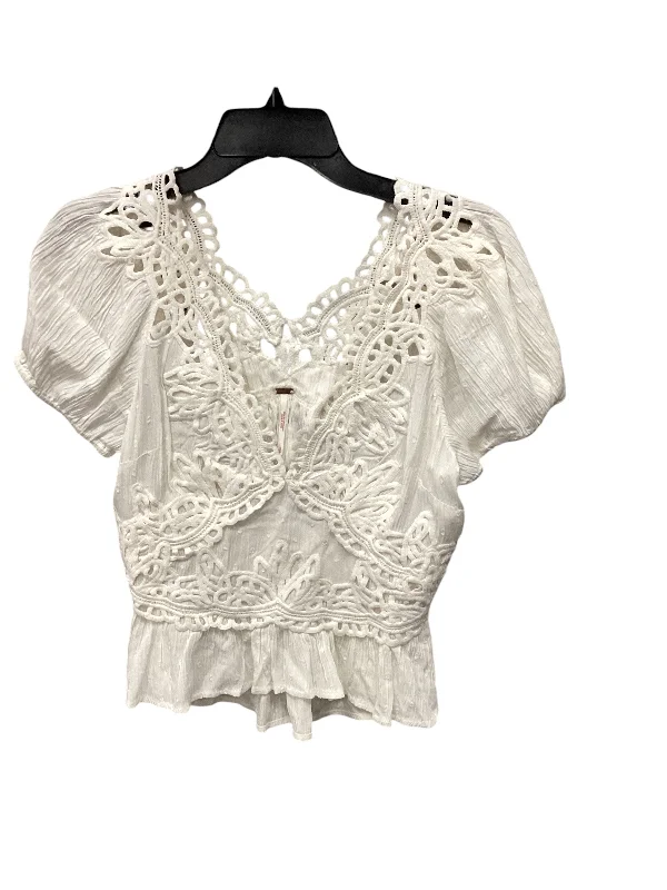 Top Short Sleeve By Free People In Cream, Size: S